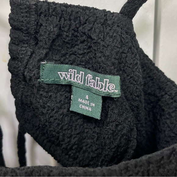 Wild Fable Romper-size small- adjustable straps- tie back - Picture 8 of 10